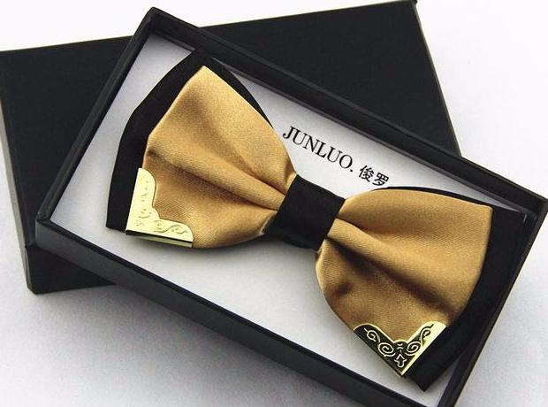 Boutique Metal Head Casual Bowties