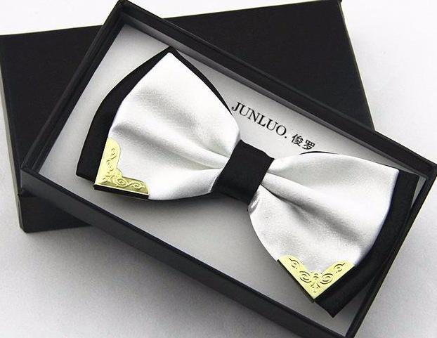 Boutique Metal Head Casual Bowties