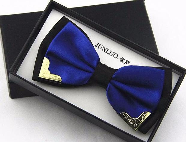 Boutique Metal Head Casual Bowties