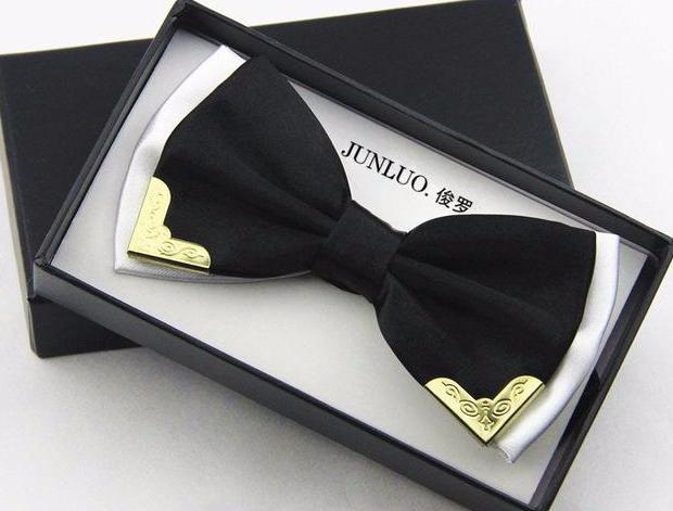 Boutique Metal Head Casual Bowties